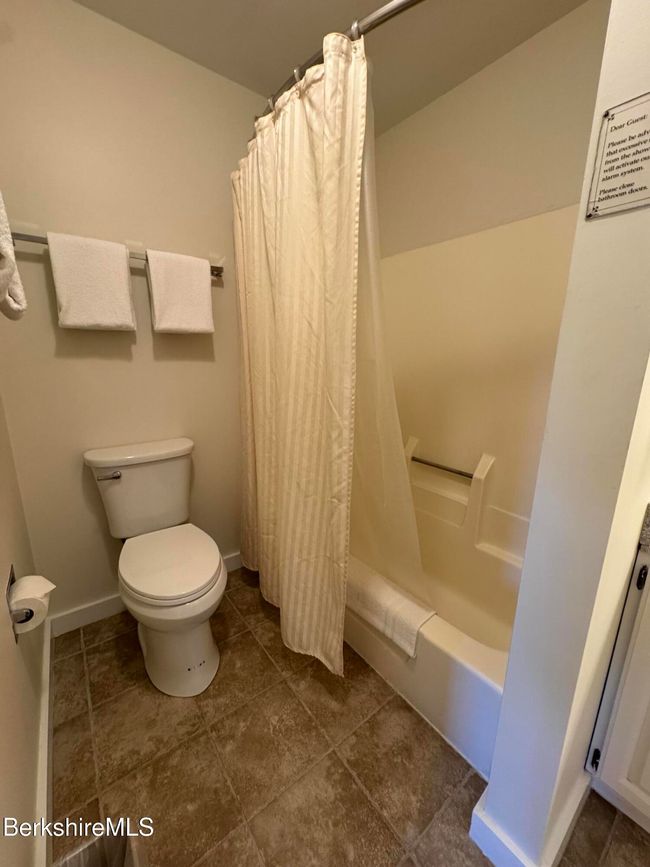 526 - 37 Corey Rd, Condo with 1 bedrooms, 1 bathrooms and null parking in Hancock MA | Image 10
