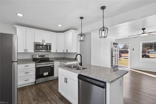3728 Cardinal Ln, Portsmouth, VA, 23703-3629 | Card Image