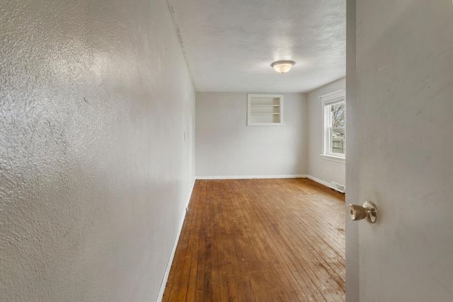 201 S 1 St St, House other with 3 bedrooms, 1 bathrooms and 6 parking in Tolono IL | Image 17