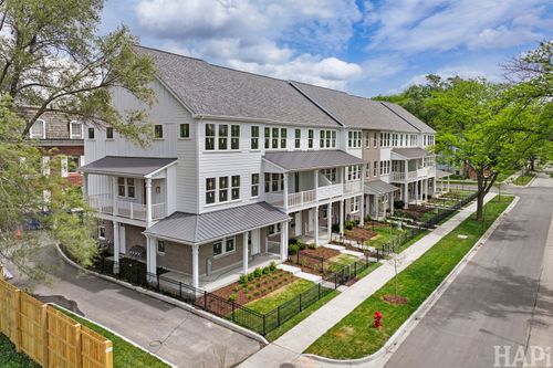 2-120 Washington St, Barrington, IL, 60010-3261 | Card Image