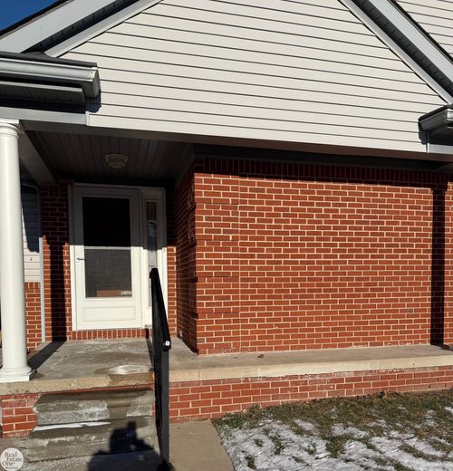 326 Heritage Way, Algonac, MI, 48001-1500 | Card Image