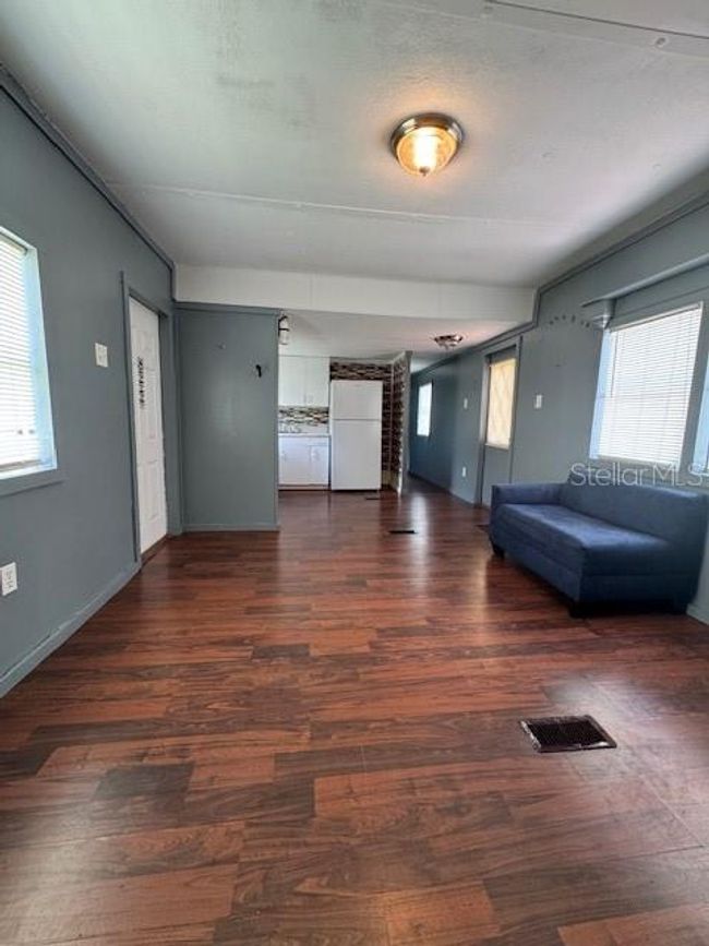 Living Room | Image 4