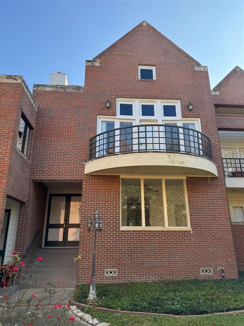 11842 Taylorcrest Rd, Houston, TX, 77024-4452 | Card Image