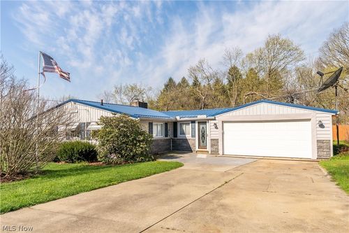 4352 W Hohman Circle, New Franklin, OH, 44319 | Card Image