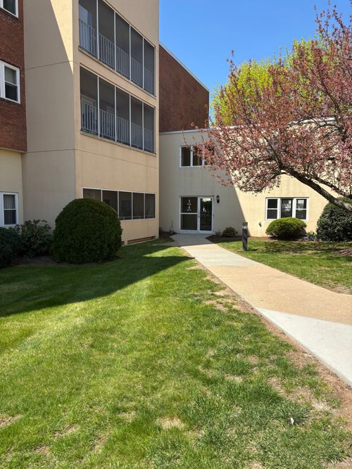 4207-75 Washington Ave, Hamden, CT, 06518 | Card Image