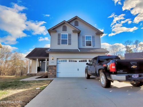 800 Lightfoot Way, Knoxville, TN, 37923-7413 | Card Image