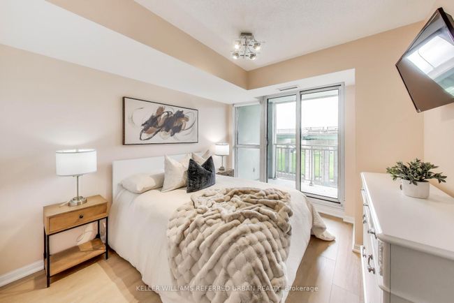 826 - 35 Bastion St, Condo with 1 bedrooms, 1 bathrooms and 1 parking in Toronto ON | Image 12