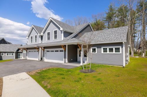 44 Fowler Dr, Rye, NH, 03870-4403 | Card Image