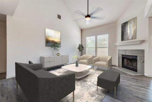 150 Bailey Loop, Kyle, TX, 78640-4640 | Card Image