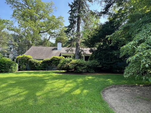 54 Drake Rd, Scarsdale, NY, 10583-6450 | Card Image