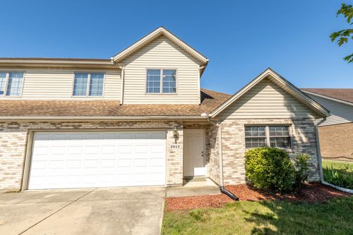 2012 Indian Ridge Dr, Piqua, OH, 45356-8239 | Card Image