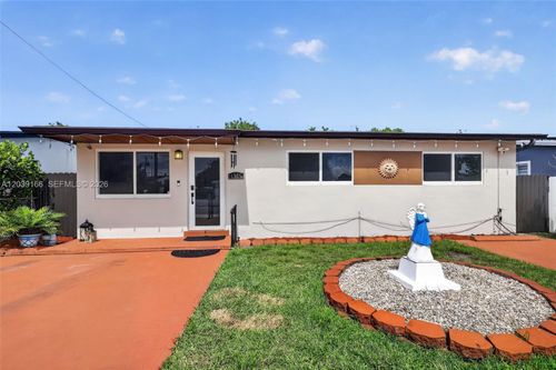 4585 E 9th Ln, Hialeah, FL, 33013-2013 | Card Image