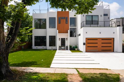 3946 N Cresthaven Rd, Dallas, TX, 75209-2606 | Card Image