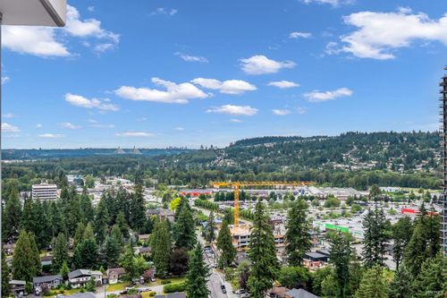 2404-3096 Windsor Gate, Coquitlam, BC, V3B0P4 | Card Image