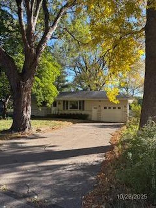 7767 Eastwood Rd, Mounds View, MN, 55112-4310 | Card Image