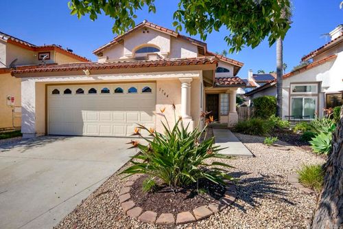 1744 Via Allena, Oceanside, CA, 92056-6215 | Card Image