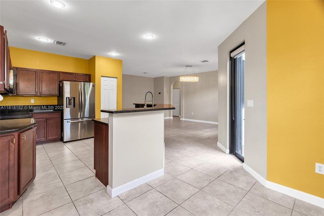 23641 Sw 118 Th Pl, House other with 5 bedrooms, 3 bathrooms and null parking in Homestead FL | Image 12