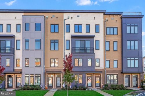 23647 Hopewell Manor Ter, ASHBURN, VA, 20148-6309 | Card Image