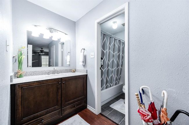Primary bath | Image 12