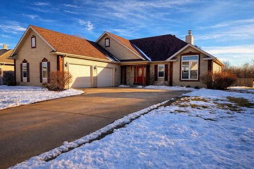 5207 34th Street, Kenosha, WI, 53144 | Card Image