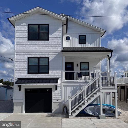 6 W Brig Dr, LITTLE EGG HARBOR TWP, NJ, 08087-1618 | Card Image