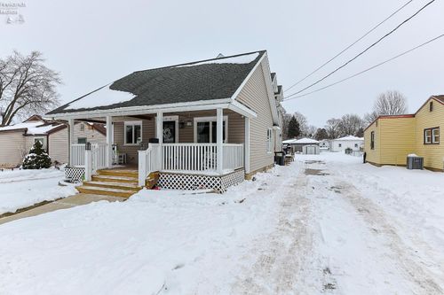 206 Wood St, Bellevue, OH, 44811-1561 | Card Image