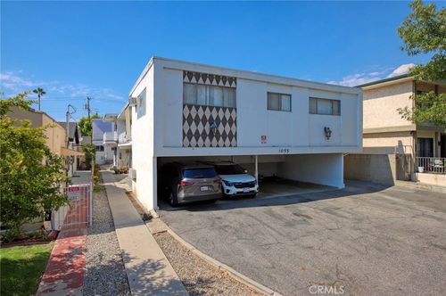 1055 Grover Ave, Glendale, CA, 91201-2447 | Card Image