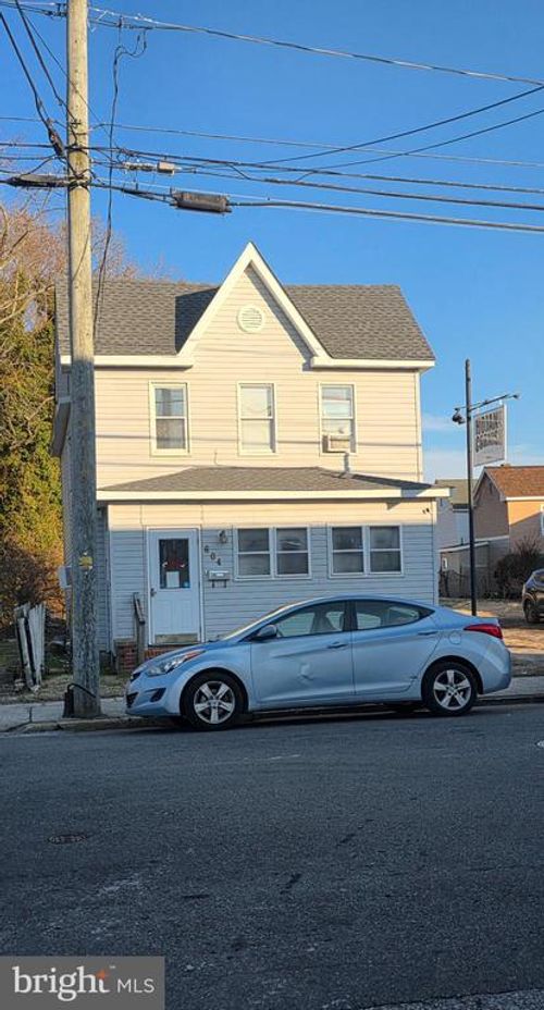 604 Pine St, CAMBRIDGE, MD, 21613-2061 | Card Image