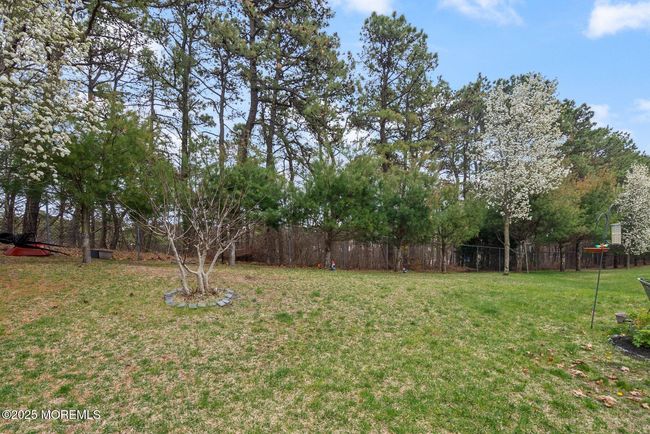 50 Little Leaf Ln, Home with 3 bedrooms, 3 bathrooms and null parking in Howell NJ | Image 35