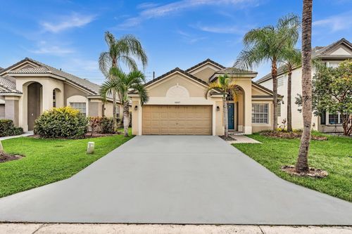 5837 N Plum Bay Pkwy, Tamarac, FL, 33321-6336 | Card Image
