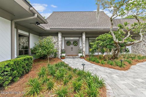 7575 Hollyridge Rd, Jacksonville, FL, 32256-7146 | Card Image