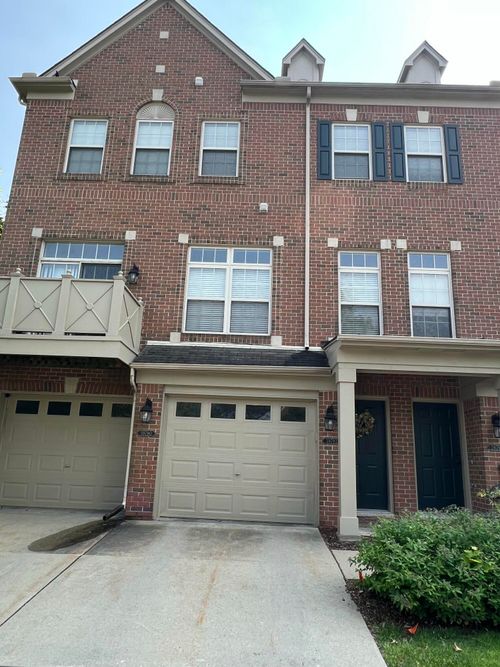 39792 Rockcrest Cir, Northville, MI, 48168-3966 | Card Image