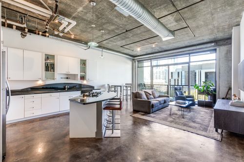 704-311 W 5th St, Austin, TX, 78701-3804 | Card Image