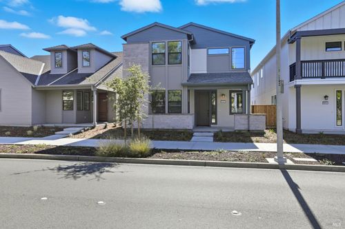 9121 Camino Colegio, Rohnert Park, CA, 94928-8190 | Card Image