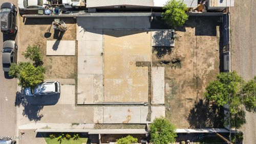 70-1208 N Oakleaf Dr, Phoenix, AZ, 85008-5223 | Card Image