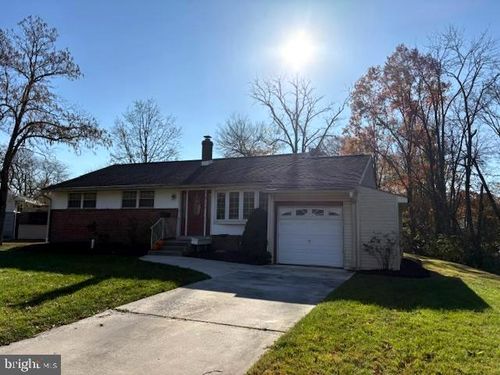 816 Wilson Rd, WILMINGTON, DE, 19803-4017 | Card Image