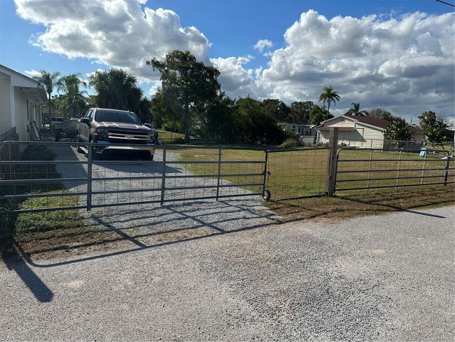 BHR - 1166 5 Th St, House other with 2 bedrooms, 2 bathrooms and null parking in OKEECHOBEE FL | Image 4