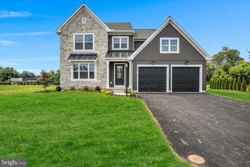58 Monticello Dr, LEBANON, PA, 17042-7561 | Card Image