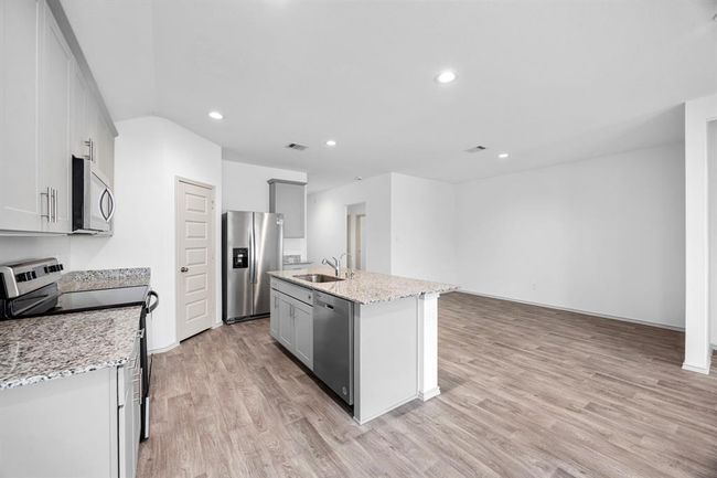 1108 Sundown Prairie Dr, House other with 4 bedrooms, 3 bathrooms and 2 parking in Sealy TX | Image 11