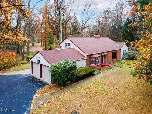 5025 Lockwood Blvd, Youngstown, OH, 44511-3749 | Card Image