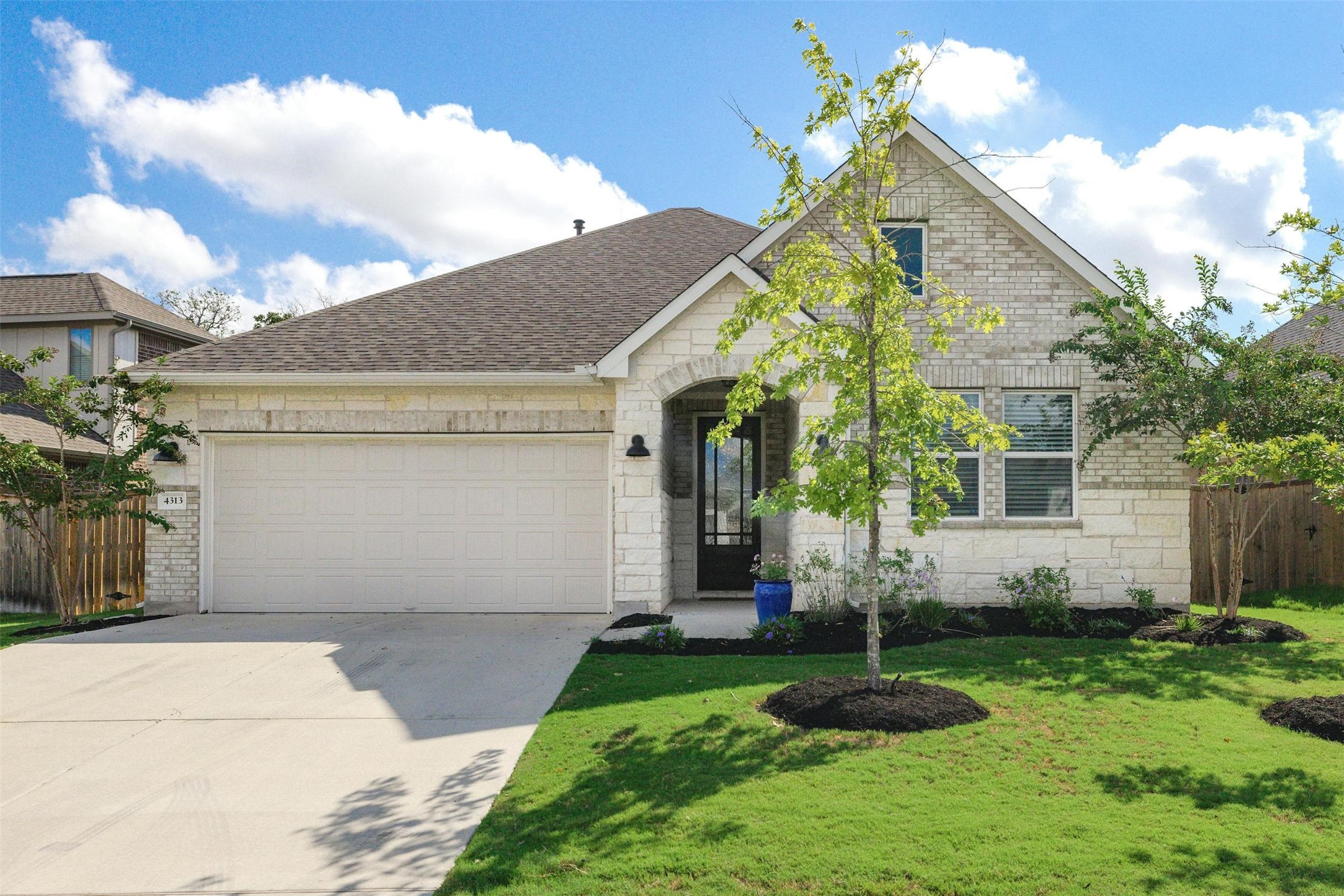 Mayfield Ranch Blvd, Round Rock, TX 78681