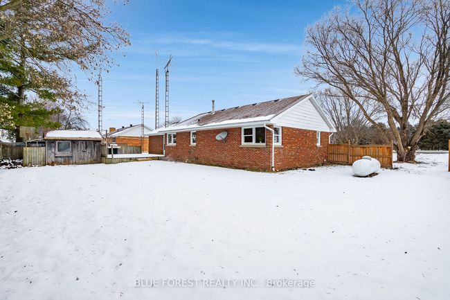 25172 St Clair Rd, House other with 3 bedrooms, 1 bathrooms and 4 parking in Dover Centre ON | Image 39