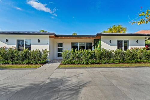 125 Cascade Ln, Palm Beach Shores, FL, 33404-5710 | Card Image