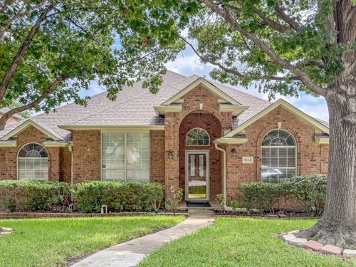 9612 Cliffside Dr, Irving, TX, 75063-5034 | Card Image