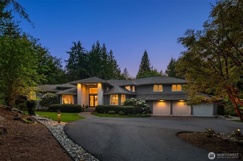 16915 226th Ave Ne, Woodinville, WA, 98077-7491 | Card Image