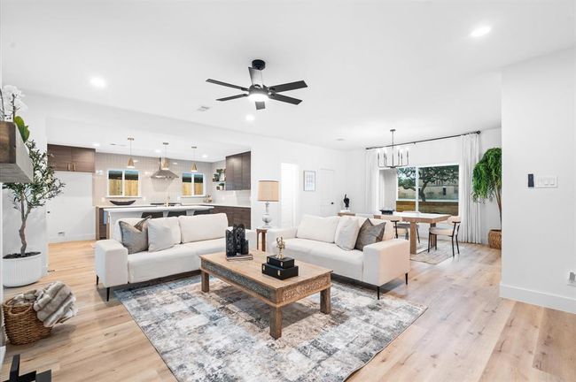 4318 Cheena Dr, House other with 4 bedrooms, 3 bathrooms and 2 parking in Houston TX | Image 11