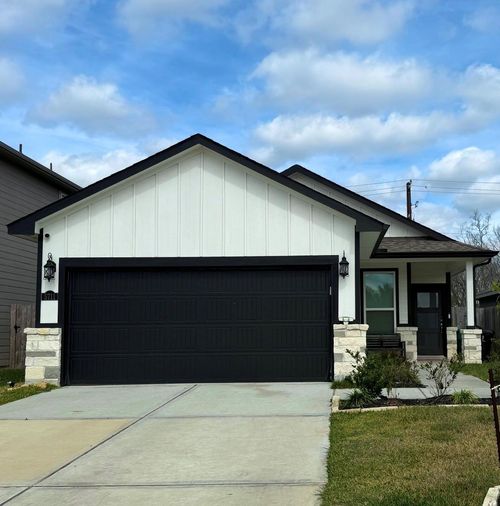 5711 Madden Ln, Houston, TX, 77048-2734 | Card Image