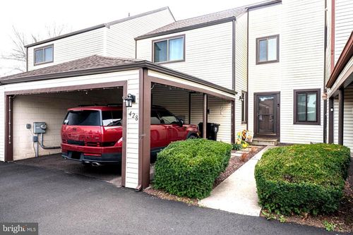 428 Bridge St, COLLEGEVILLE, PA, 19426-3511 | Card Image