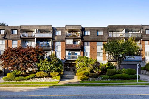 337-340 W 3rd St, North Vancouver, BC, V7M1G4 | Card Image