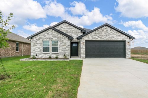 6104 Kayla Ln, Greenville, TX, 75402-8236 | Card Image